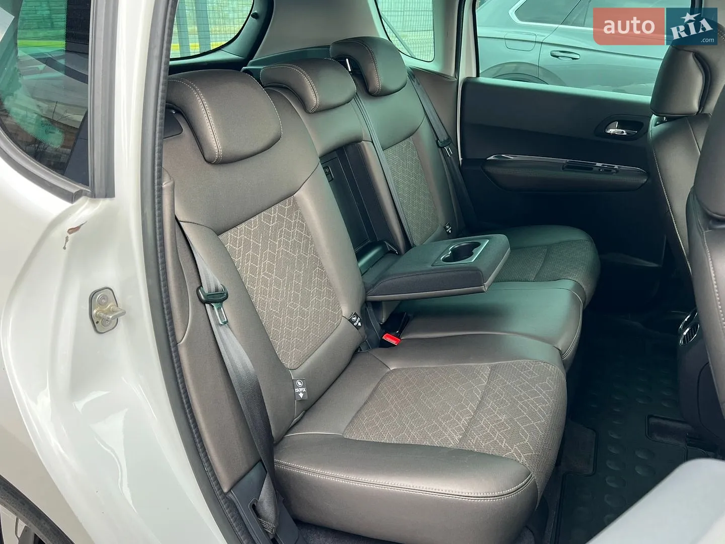 2013 Peugeot 3008 - мініатюра 28