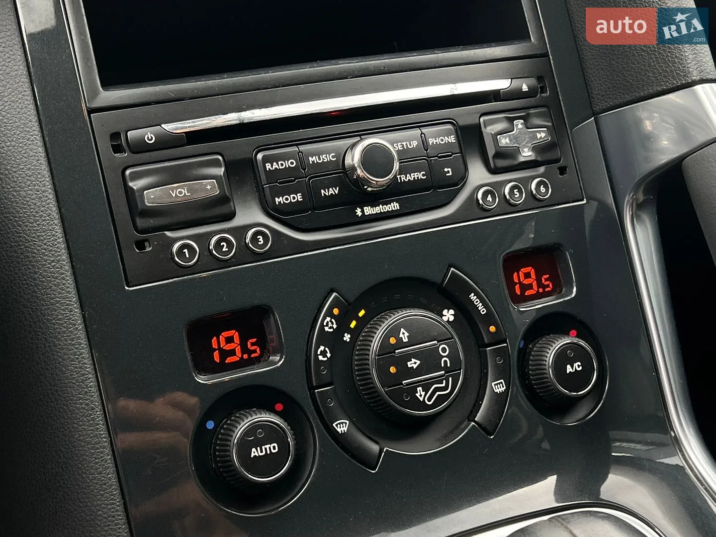 2013 Peugeot 3008 - мініатюра 41