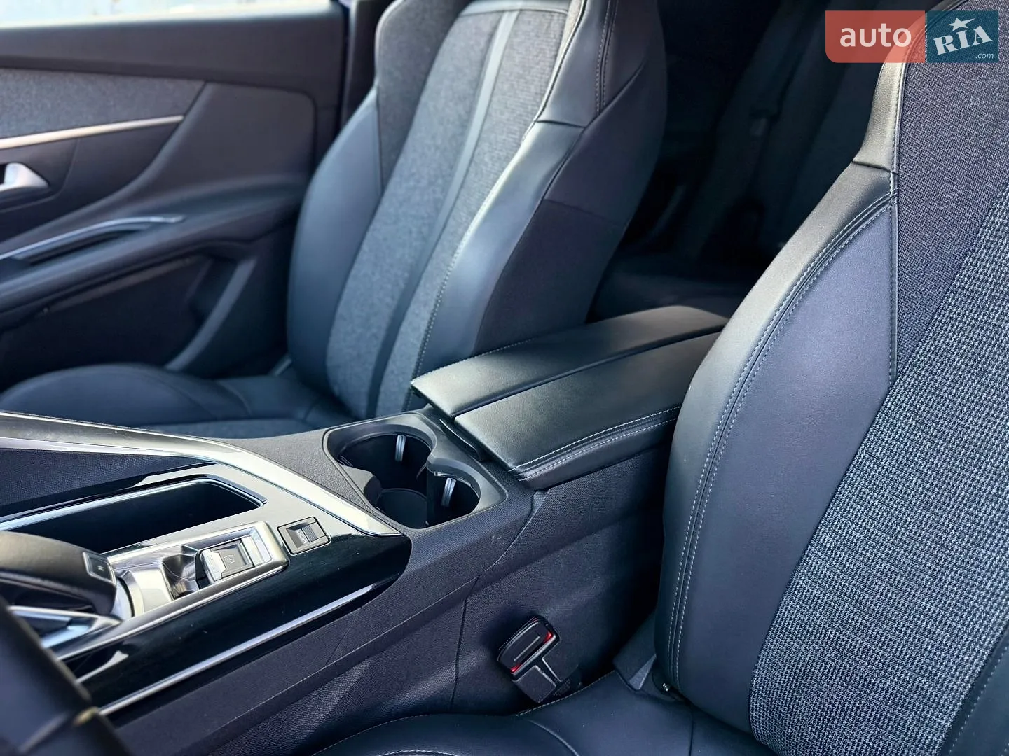 2020 Peugeot 3008 - мініатюра 33