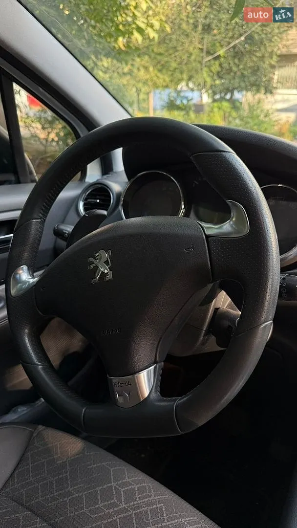 2014 Peugeot 3008 - мініатюра 10