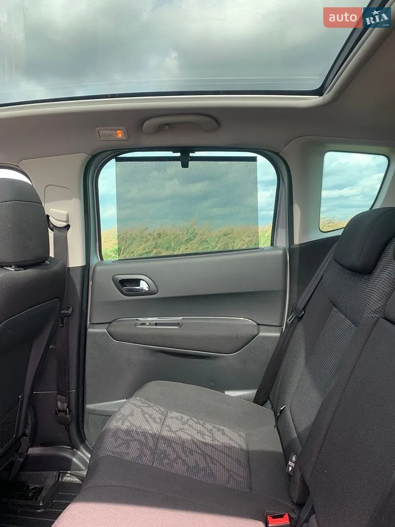 2011 Peugeot 3008 - мініатюра 28