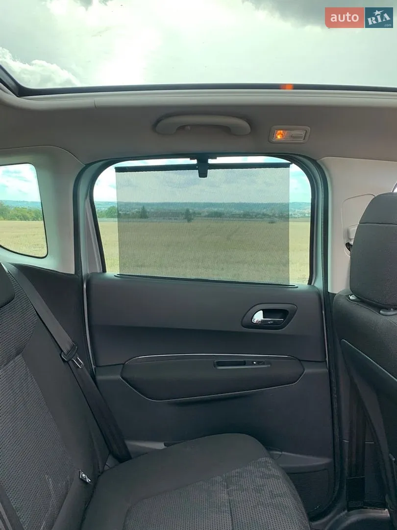 2011 Peugeot 3008 - мініатюра 32