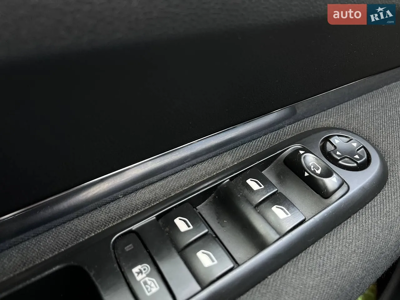2013 Peugeot 3008 - мініатюра 16
