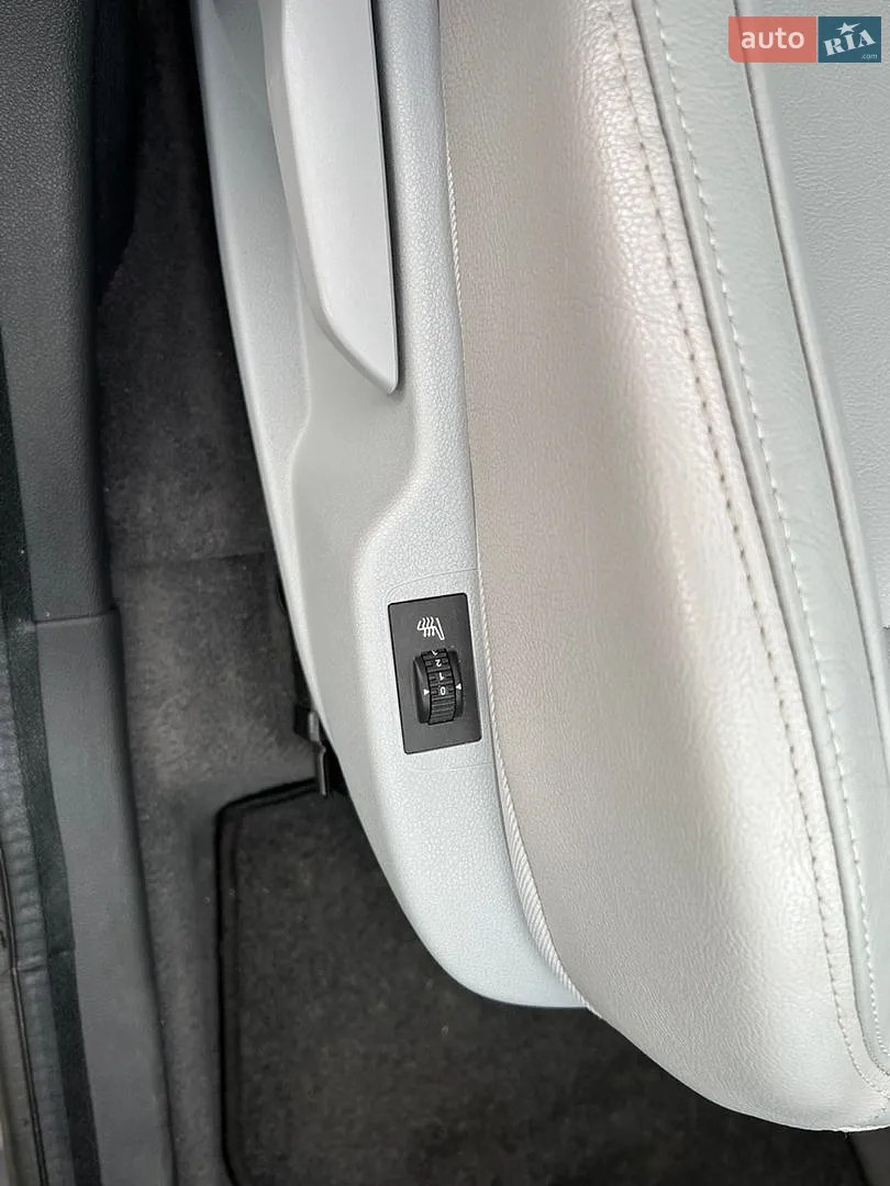 2011 Peugeot 3008 - мініатюра 26