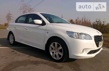 Седан Peugeot 301 2013 в Харькове