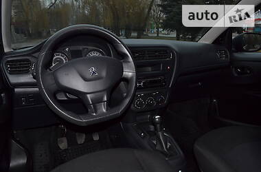 Седан Peugeot 301 2013 в 