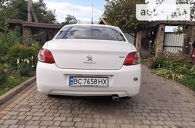 Седан Peugeot 301 2013 в Львове