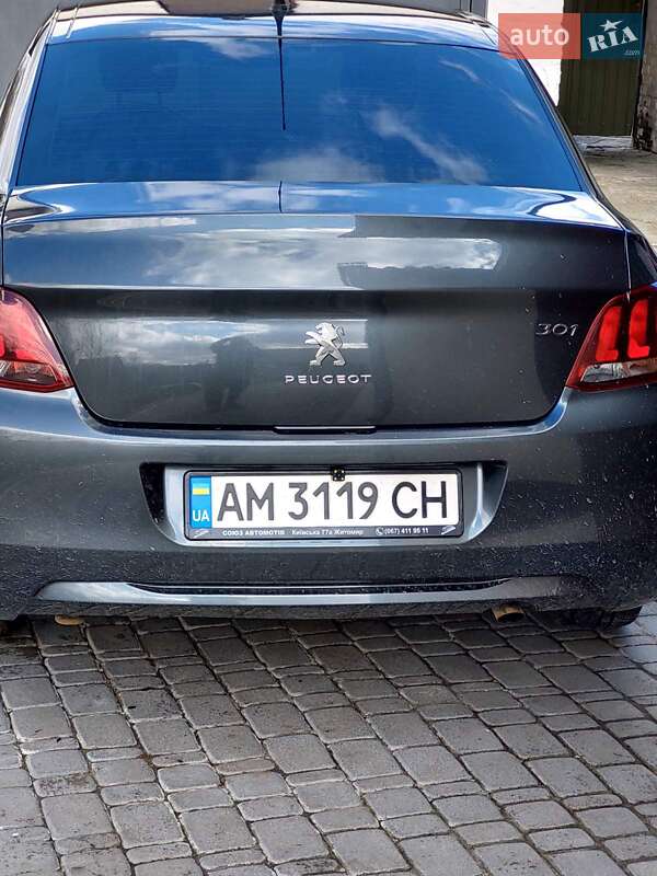Седан Peugeot 301 2017 в Житомирі