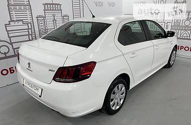 Седан Peugeot 301 2019 в Киеве