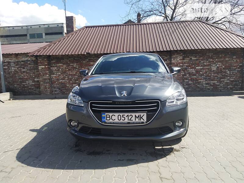 Седан Peugeot 301 2013 в Львові