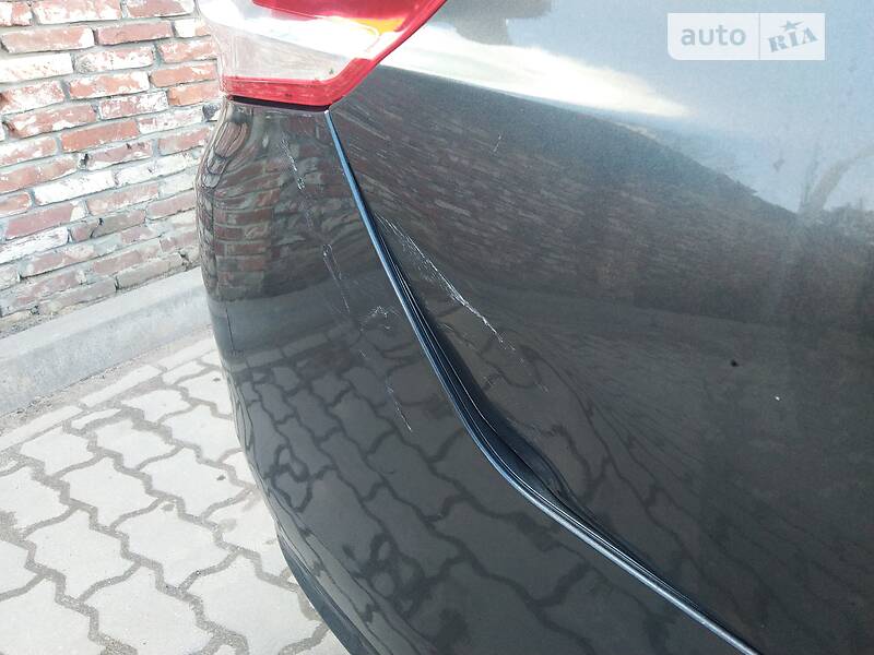 Седан Peugeot 301 2013 в Львові