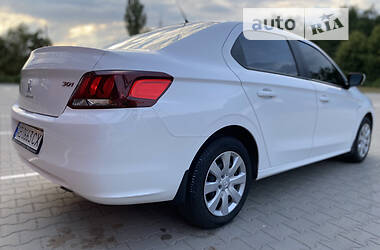 Седан Peugeot 301 2018 в 