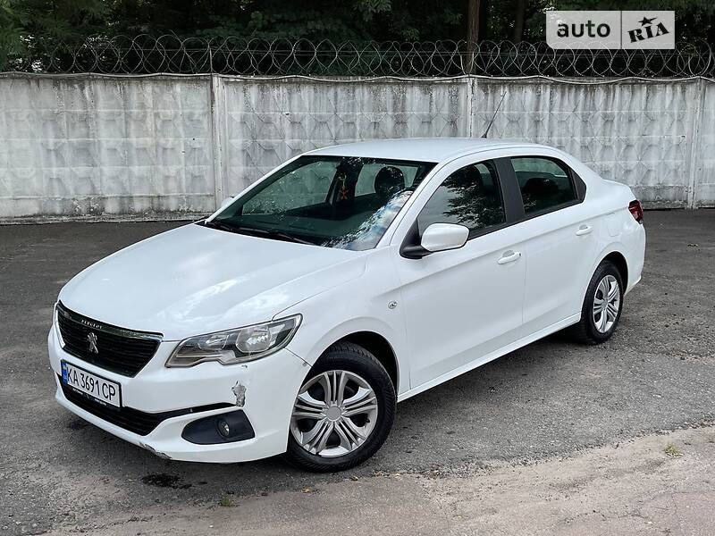Седан Peugeot 301 2020 в 