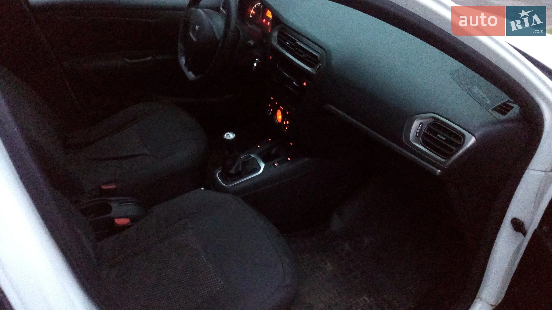 2016 Peugeot 301 - мініатюра 12