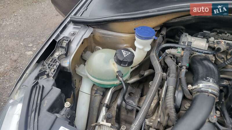 Седан Peugeot 301 2018 в Вінниці