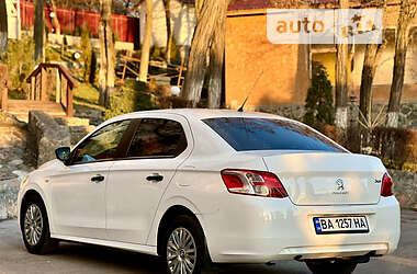 Седан Peugeot 301 2013 в 