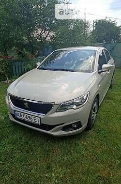 Седан Peugeot 301 2019 в Києві