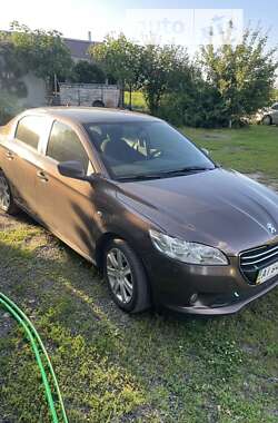 Peugeot 301 2013