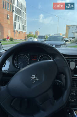 Седан Peugeot 301 2019 в 