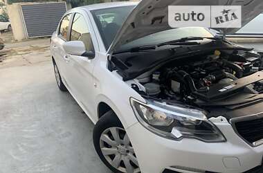 Седан Peugeot 301 2021 в Киеве