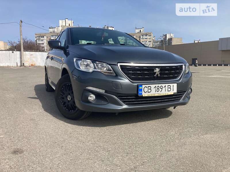 Седан Peugeot 301 2017 в Києві