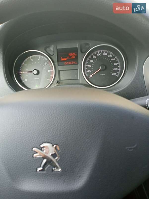 Седан Peugeot 301 2020 в Вінниці