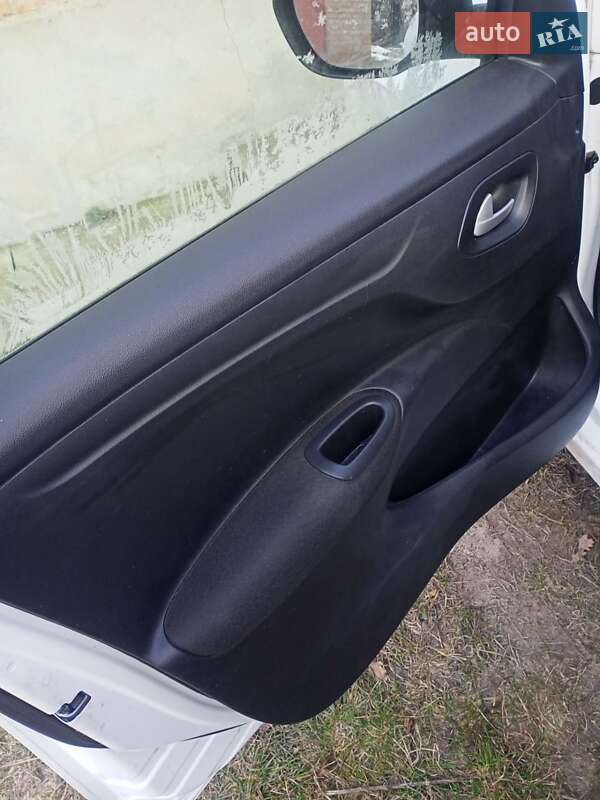 Седан Peugeot 301 2020 в Вінниці