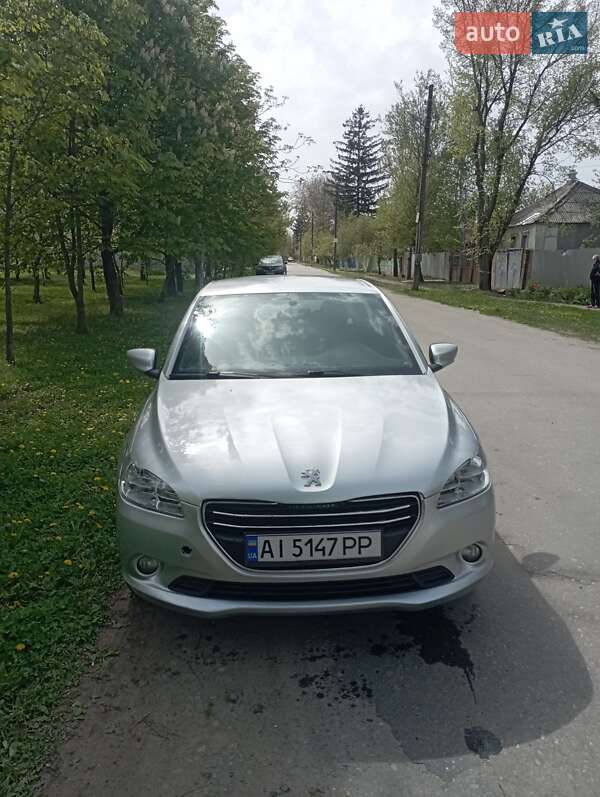 Седан Peugeot 301 2014 в Харькове
