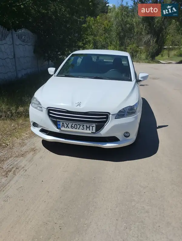Peugeot 301