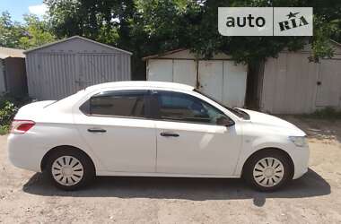 Седан Peugeot 301 2013 в Харкові