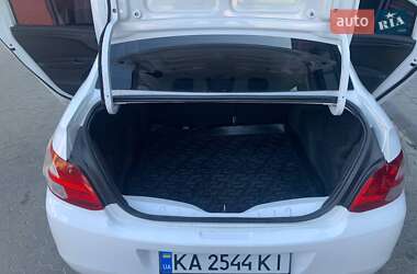 Седан Peugeot 301 2013 в Києві