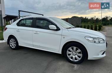 Седан Peugeot 301 2013 в Києві