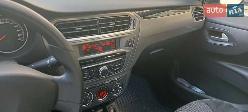 Седан Peugeot 301 2020 в Києві