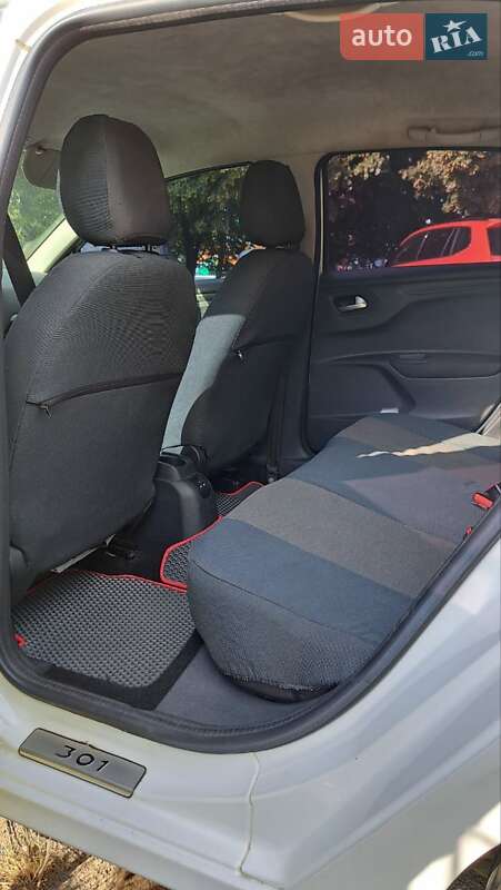 Седан Peugeot 301 2013 в Вінниці