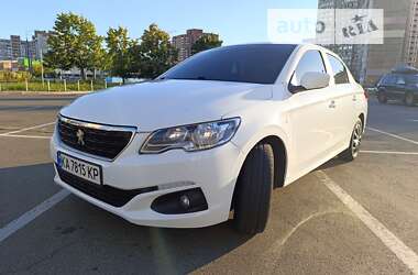 Седан Peugeot 301 2019 в Киеве