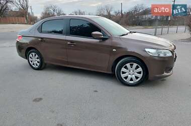 Седан Peugeot 301 2013 в Днепре