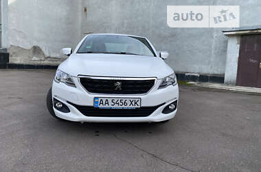 Седан Peugeot 301 2019 в Ровно