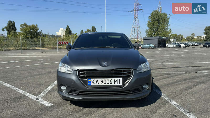 Седан Peugeot 301 2013 в Києві