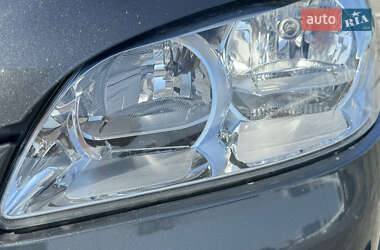 Седан Peugeot 301 2013 в Києві