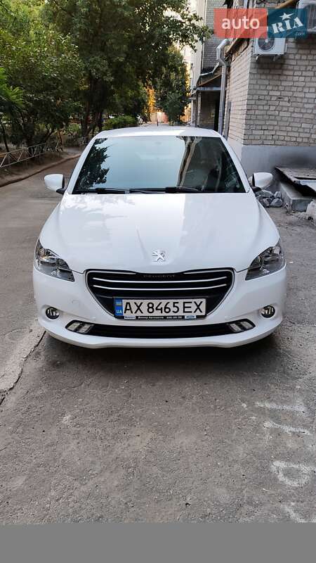Peugeot 301 2016