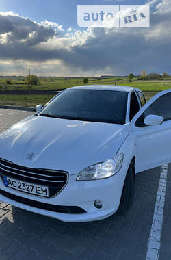 Седан Peugeot 301 2013 в Горохове