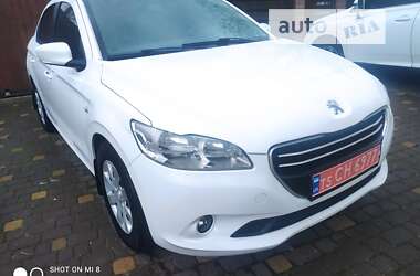 Седан Peugeot 301 2013 в Львові