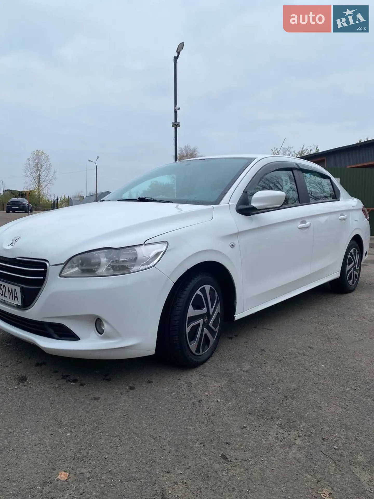 2013 Peugeot 301 - мініатюра 2