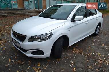 Седан Peugeot 301 2019 в Киеве