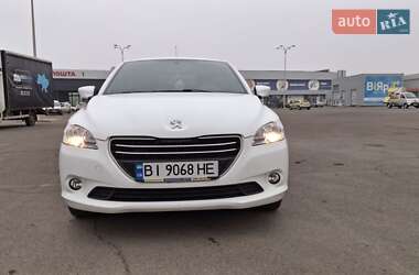 Седан Peugeot 301 2016 в Полтаві