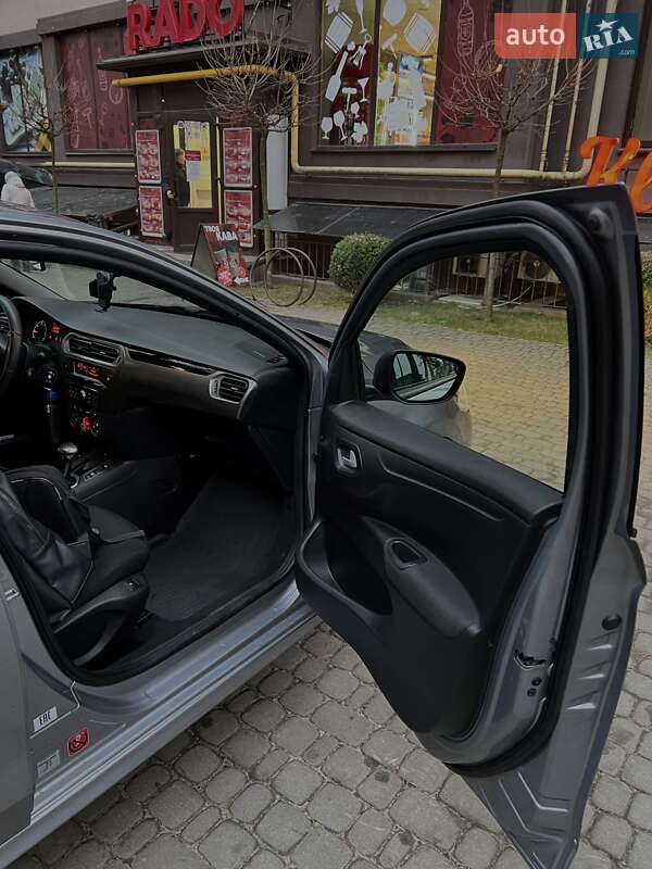 Седан Peugeot 301 2020 в Ирпене