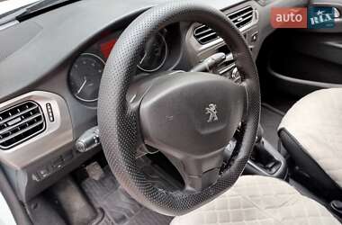 Седан Peugeot 301 2018 в 