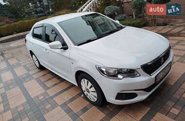 Седан Peugeot 301 2018 в 
