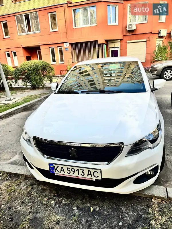 Peugeot 301 2020