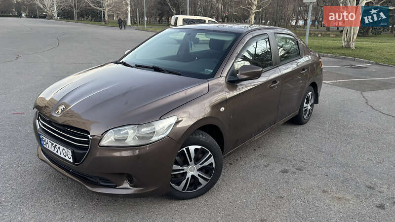 Седан Peugeot 301 2013 в Одесі